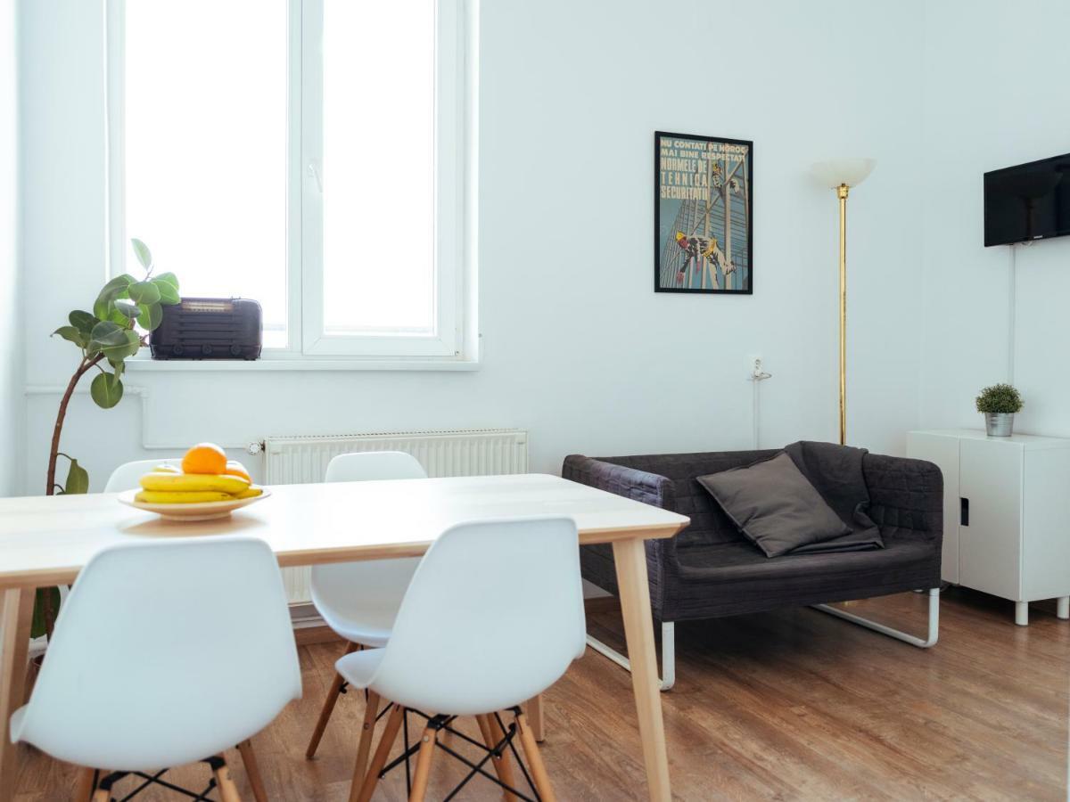 Parkview Apartment - Spectacular View & 2 Bedrooms ブカレスト エクステリア 写真