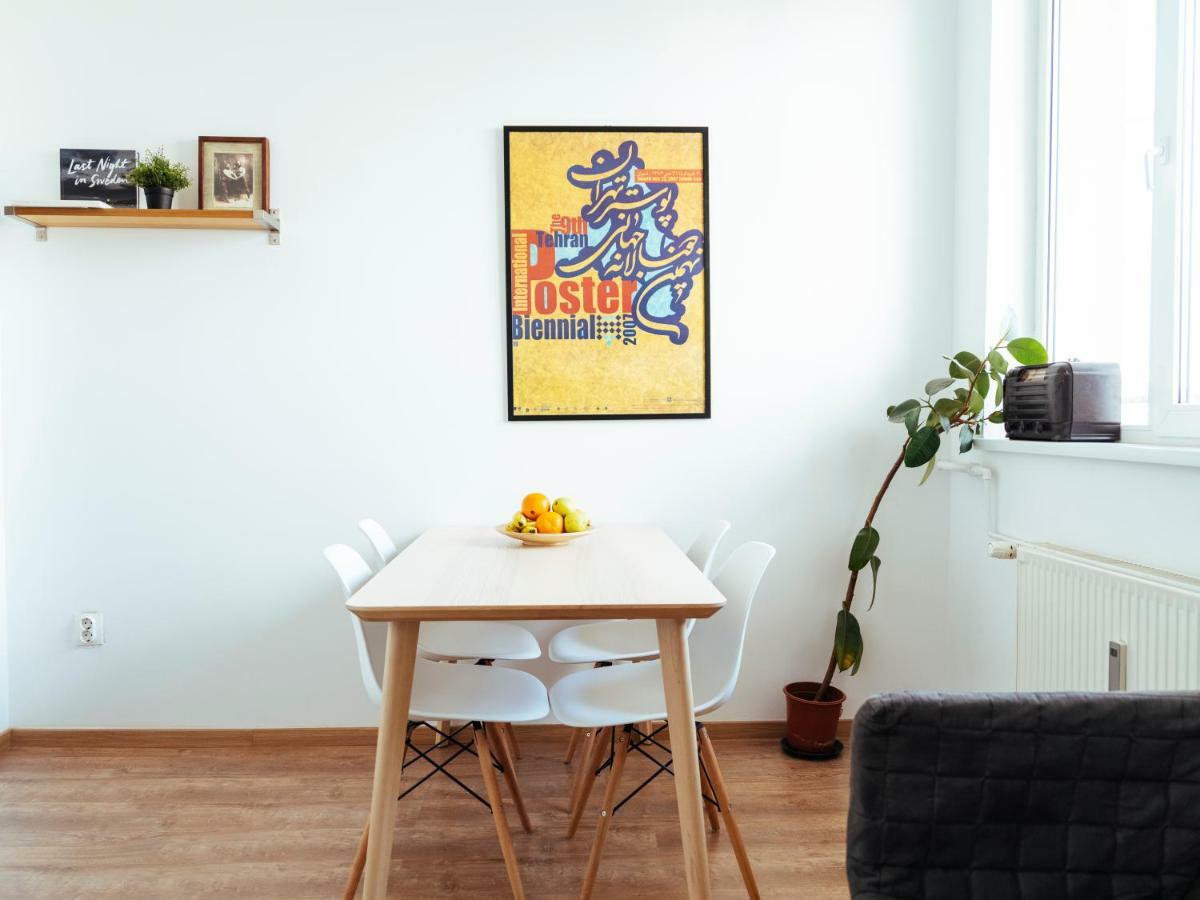 Parkview Apartment - Spectacular View & 2 Bedrooms ブカレスト エクステリア 写真