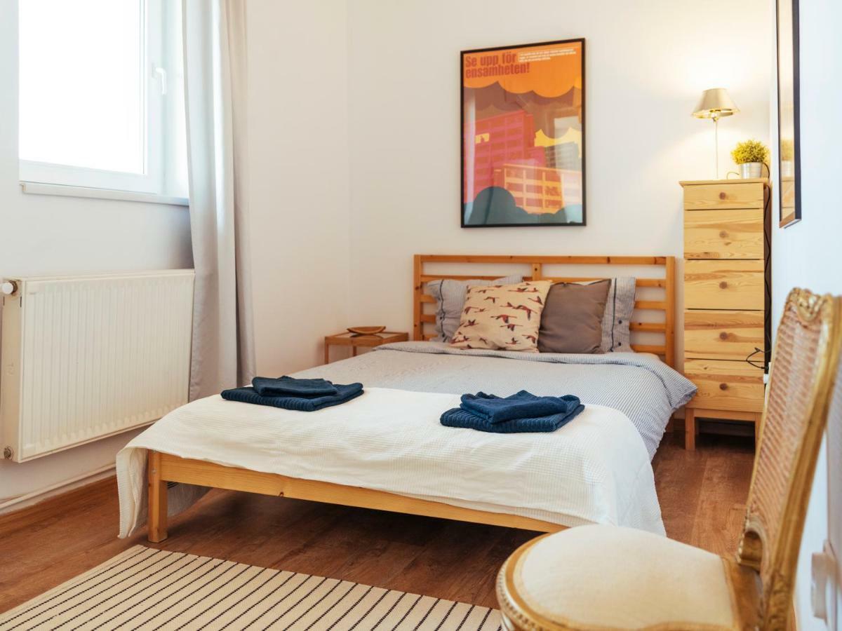 Parkview Apartment - Spectacular View & 2 Bedrooms ブカレスト エクステリア 写真